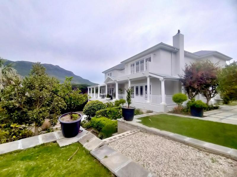 To Let 5 Bedroom Property for Rent in Hout Bay Western Cape